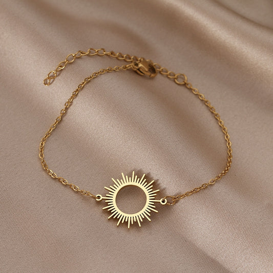 Bohemian Circle Hollow Out Round Fashion Chain Charm Bracelet for Women 
